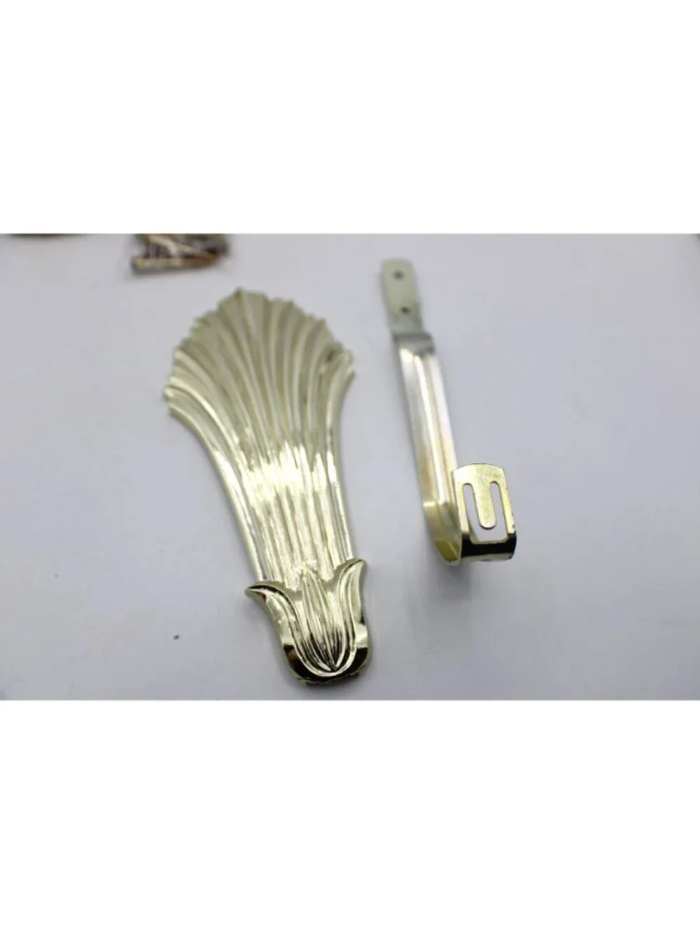 Set 6 Gold Shell Curtain Tiebacks Drapery Holdbacks Adjustable w/ Hardware Vtg